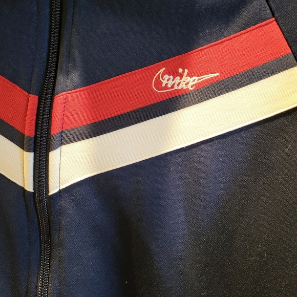 Nike Womens Cleveland Indians Wahoo Full Zip Jacket Size Large - Picture 3 of 7